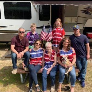 Meet your Posher, Linda